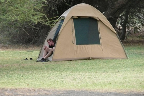 3 days Serengeti & Ngorongoro Crater 3 Days Midrange lodge Safari