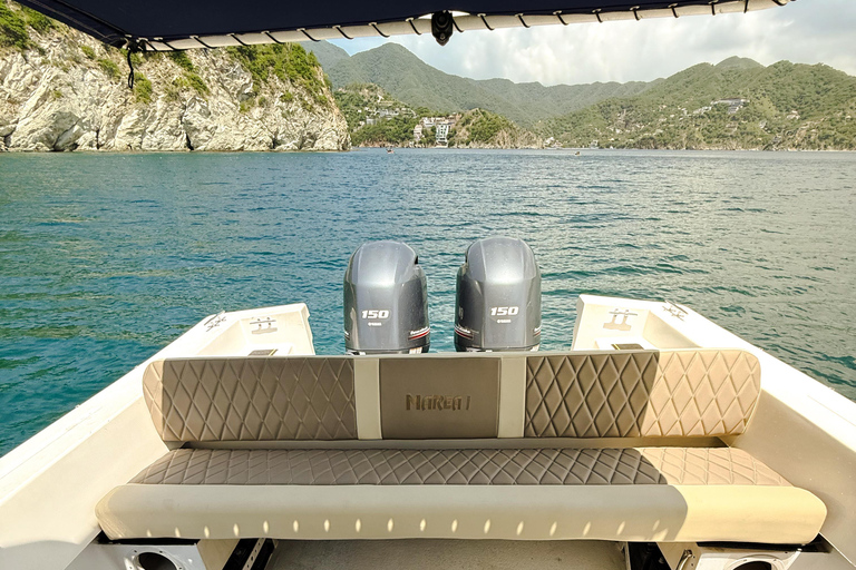 Explore local beaches in Santa Marta with snorkeling and lunch Tour of local beaches in Santa Marta with snorkeling and lunch