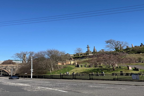 Glasgow Necropolis: Private Tour mit ortskundigem Guide