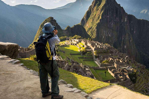 Utforska Cusco - Rainbow Mountain och Machu Picchu på 5 dagar