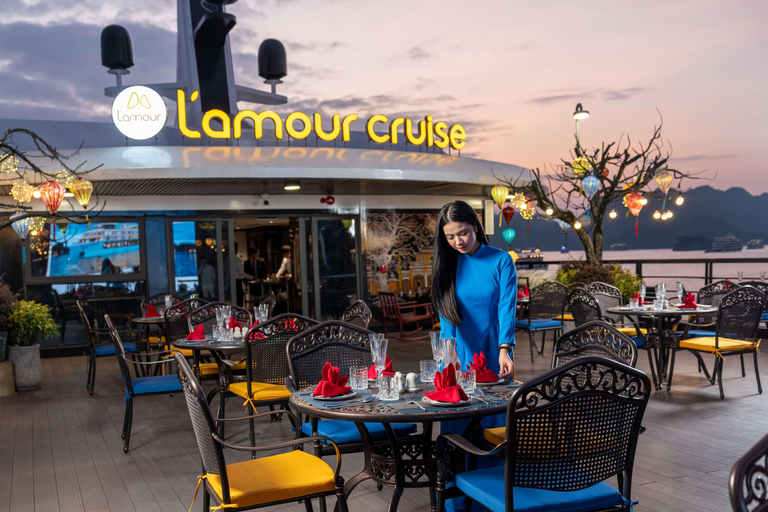 هانوي: 3 أيام في خليج ها لونج ولان ها 5 نجوم، رحلة بحرية على متن L&#039;amour Cruise، وعرض شعبي3 أيام وليلتان - بدو