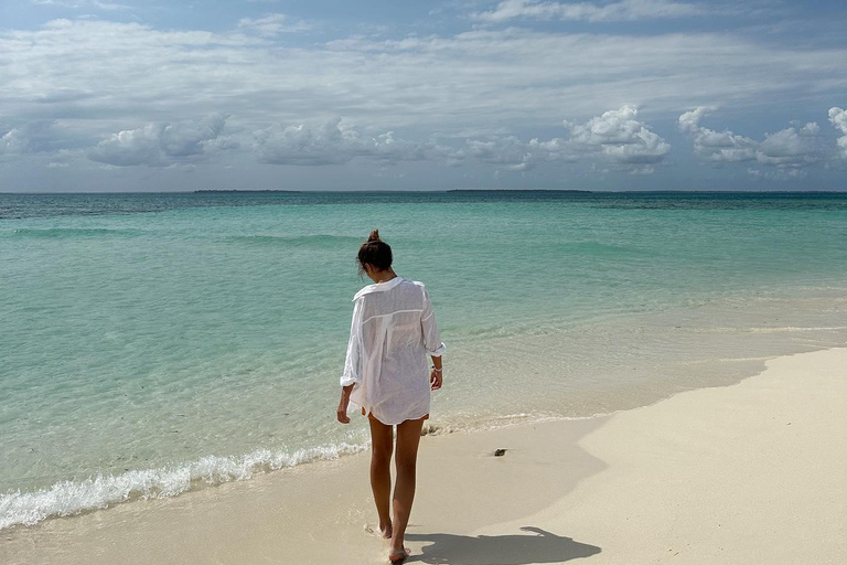 Zanzibar: Blå lagunen, klipprestaurang, grotta och strandresa