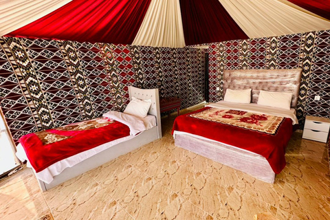 Wadi Rum: 4x4 Sunset Tour with Bedouin Dinner & Camp Stay