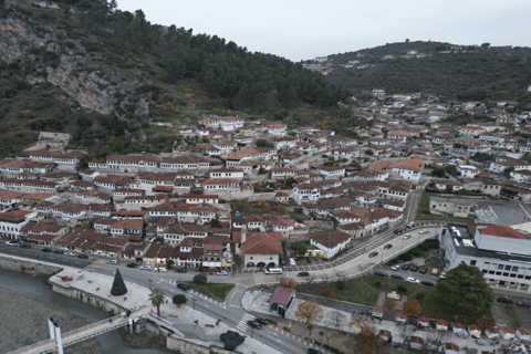 Excursión de un día ( Rafting en Osumi Canion y visita a Berat )