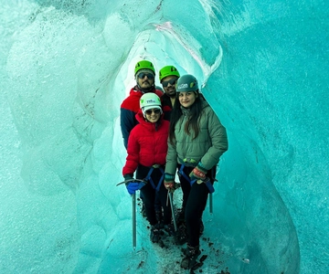 Skaftafell: ijsgrottentocht en gletsjerwandeling