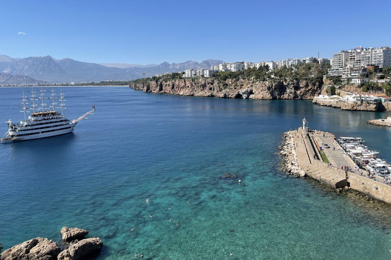 Alanya &amp;Side VIP Transfer: Antalya Bazar Cascata&amp;Shopping