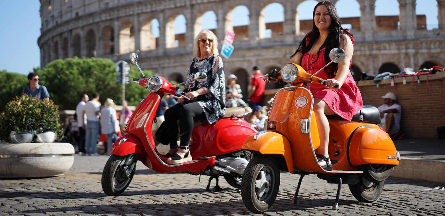 Rom: Geführte Vespa-Tour mit professionellem Fotoshooting Rom: Geführte Vespa-Tour mit professionellem Fotoshooting