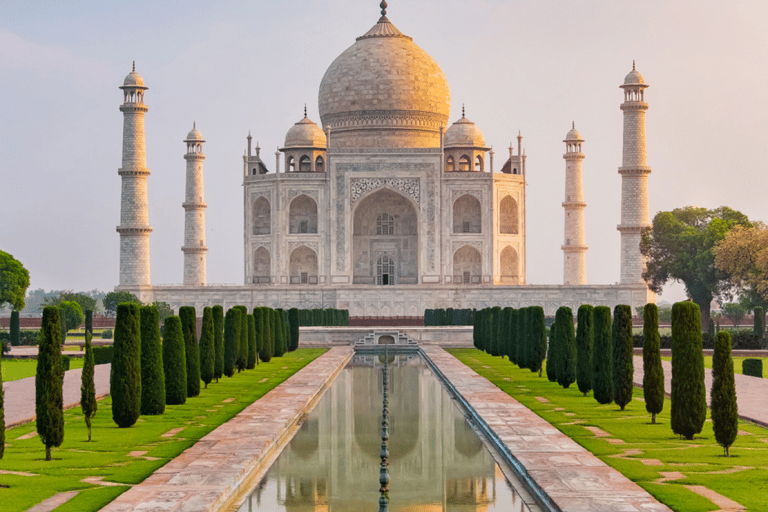 Agra: Tour Guide in Agra full-day - 8 Hours