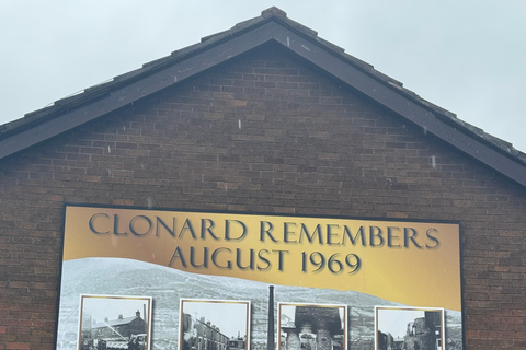 Belfast: Historical & Political Tour with Hotel Pickup