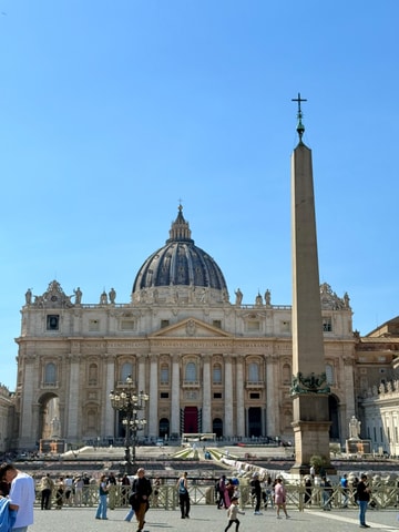 Vatican: Basilica Tour with Dome View & Underground Access