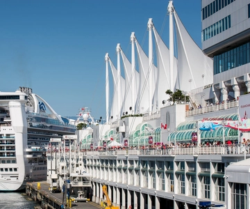 Vancouver: City Highlights Tour & The Lookout