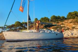 5 hours from Sithonia: Sailing trip secluded coves & Islands