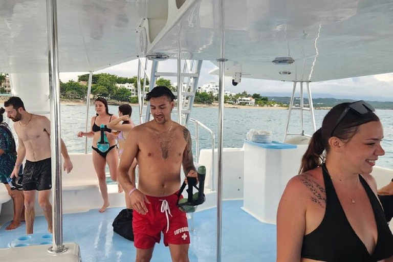 Puerto Plata: Catamaran Party Cruise, BBQ & Open Bar