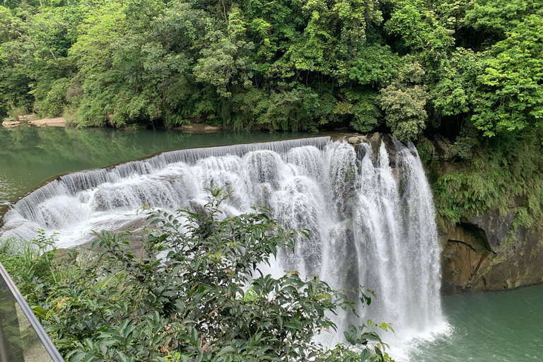 Taiwan Nature & Culture: Shifen, Jiufen & TaipeiEYE Day Tour