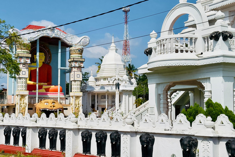 Negombo City Explorer Adventure by Tuk-Tuk (Included Pickup)