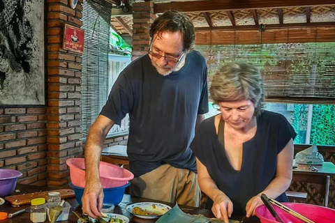 Yogyakarta: Javanese Village Tour with Batik & Cooking Class Java Village Tour with Batik & Cooking Class without Ticket