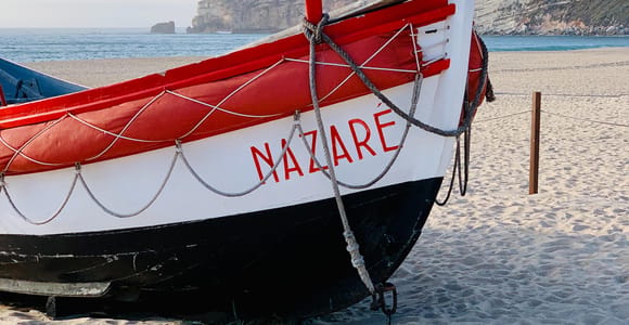 Lisbon: Porto, Nazaré & Capela do Senhor da Pedra day trip