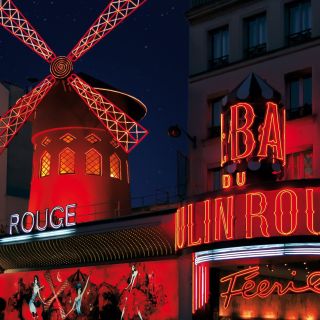 Paris: Varieté-Show mit Champagner im Moulin Rouge