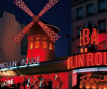 Paris: Ingresso para o espetáculo de cabaret do Moulin Rouge com champanhe
