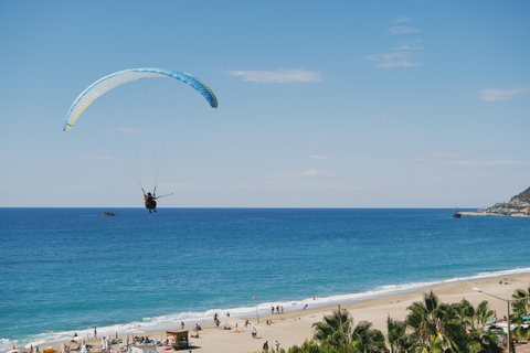 Alanya: Tandem Paragliding Experience with Pilot