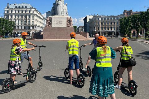 Riga Highlight Big wheel e-scooter Group tour