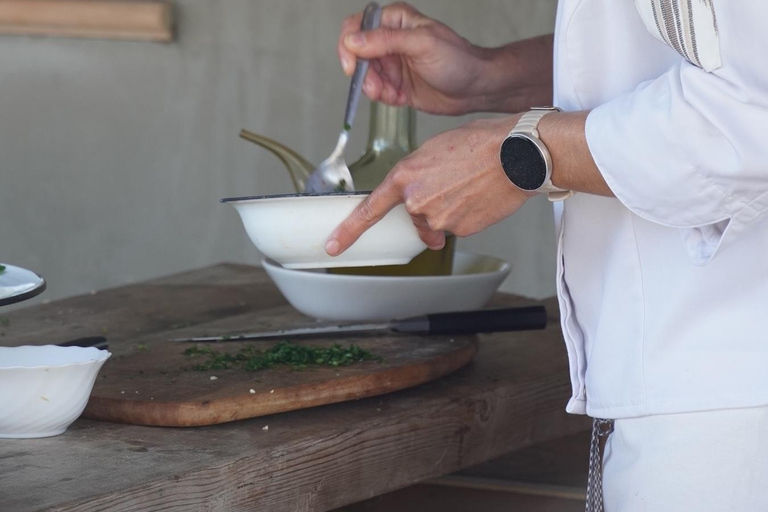 Serra de Tramuntana: Hike & Wood-Fired Paella in Esporles