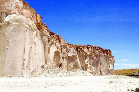 Arequipa: Ruta del Sillar y Petroglifos de Culebrillas