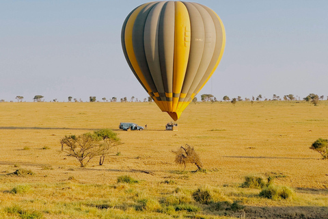 Arusha: 3-Day Serengeti & Ngorongoro Wondaful Safari 3-Day Serengeti & Ngorongoro with Balloon Experience