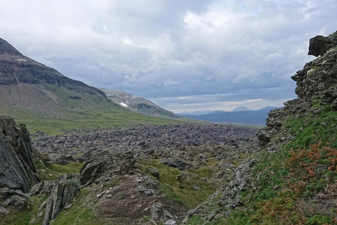 Abisko: Kärkevagge and Trollsjön Lake Day Hike