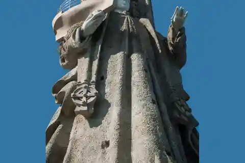 Baiona, Galicia: Walking Tour with a Local Guide