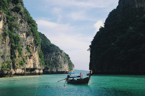 甲米：私人皮皮岛浮潜和观光旅游
