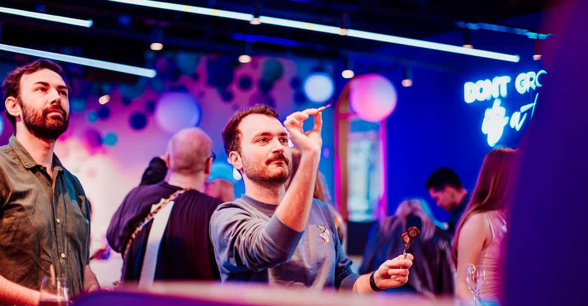 Afbeelding 9 van Amsterdam: The Upside Down & The All Out Combinatie Ticket