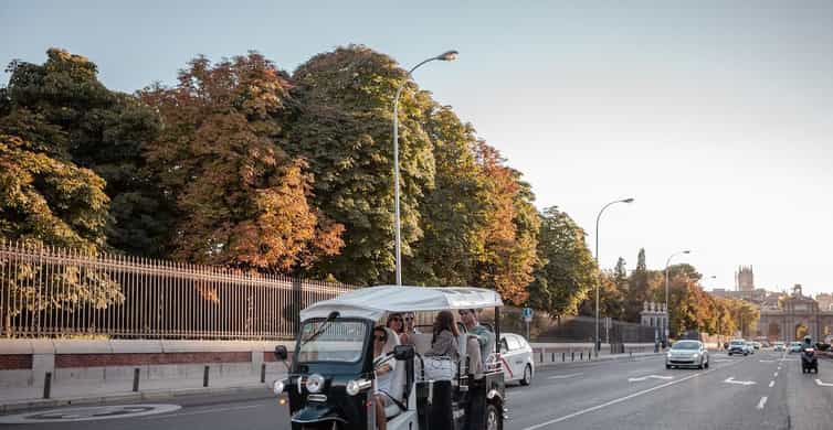 Madrid: Private City Tour by Eco Tuk Tuk photo 8