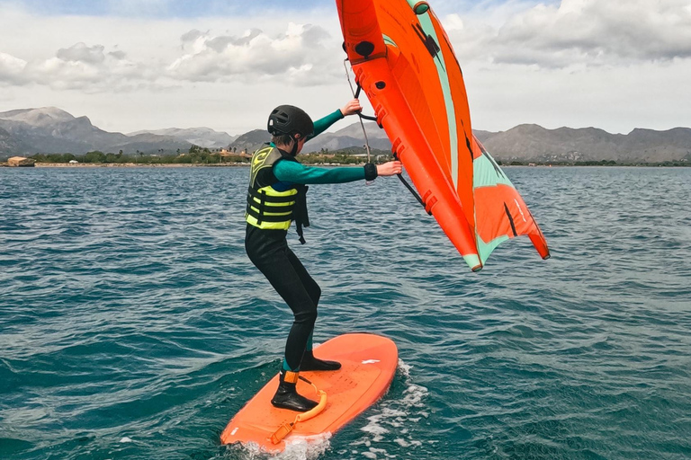 Alcudia: Wing Foil Experience with Equipment Alcudia: Wing Foil Experience with Equipment - Semi Private