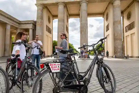 Berlin: private Tour mit dem Fahrrad durch die Innenstadt