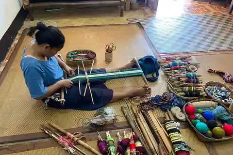 Luang Prabang: Experiencia de medio día en un taller de tejido