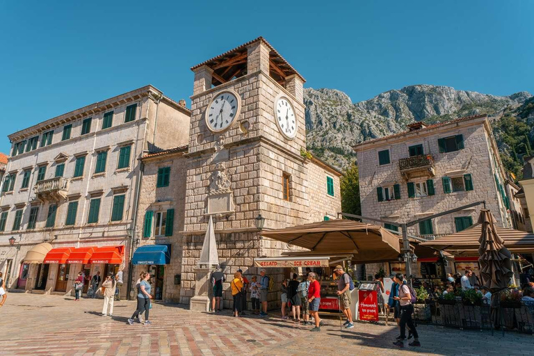 Von Shkodra aus: Tagestour nach Budva und Kotor mit GuideVon Shkodra aus: Tagestour nach Budva und Kotor mit einem Guide