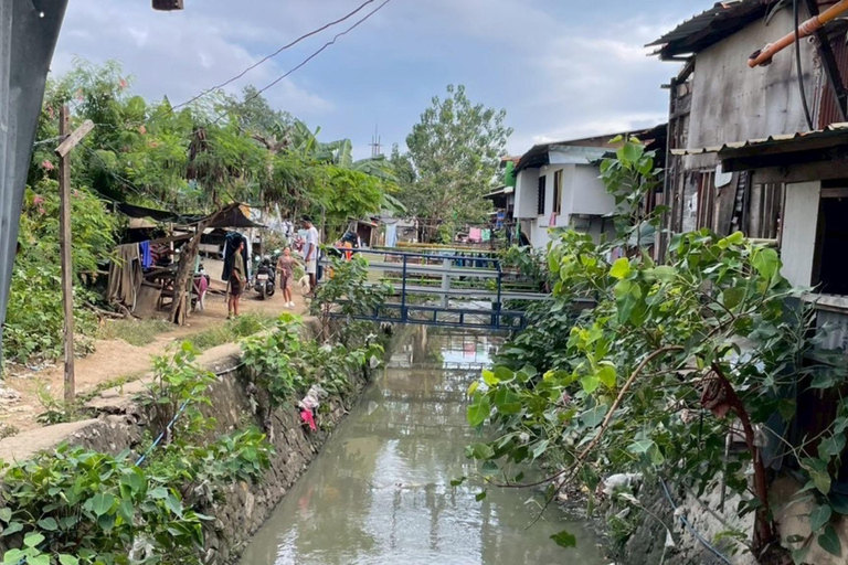 Cebu: Downtown Culture and Community Tour with Guide