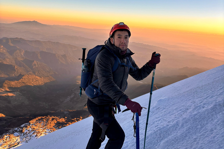 Pico de Orizaba Summit: 2-Day Tour with Gear and Personalized Tour Guide Pico de Orizaba Summit: 2-Day Tour with Equipment and Personalized Guide