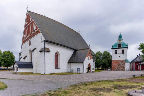 Ultimate Helsinki & Porvoo Tour– Private Car & Local Stories