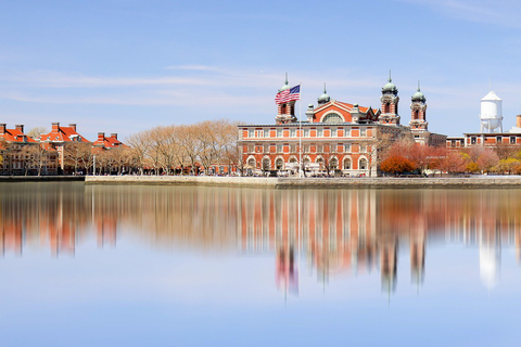 NYC: rondvaart van 1 uur rond Vrijheidsbeeld & Ellis IslandRondvaart van 60 minuten rond Vrijheidsbeeld & Ellis Island