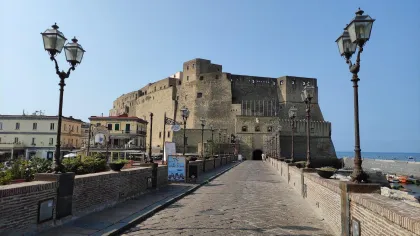 Die Essenz von Neapel: In-App Audio Tour durch das Erbe und die Kultur