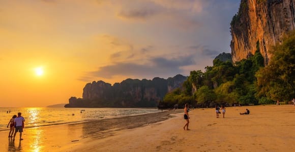 Krabi: Hong Islands Sunset Longtail Tour & Plankton