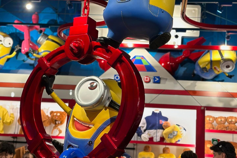 Osaka: Explore Cultural Gems with Pickup & Private Guide