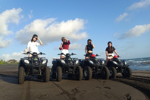Bali: Experiencia en quad por la playa con almuerzoPaseo en quad Playa única Sin transporte
