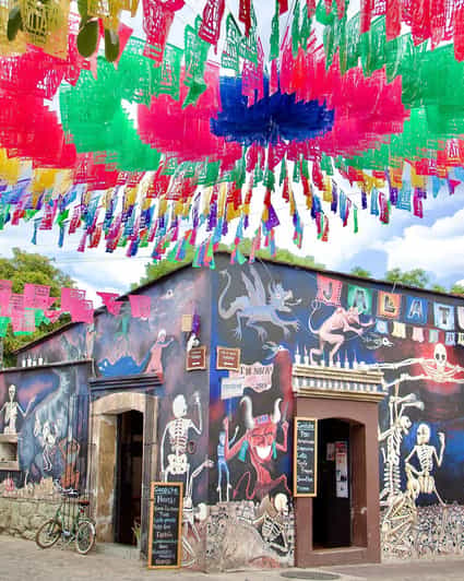 Oaxaca and its colors: Walking City Tour