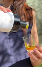 In der Nähe von Siena: Toskanisches Olivenöl-Erlebnis in einer familiengeführten Ölmühle In der Nähe von Siena: Toskanisches Olivenöl-Erlebnis in einer ...