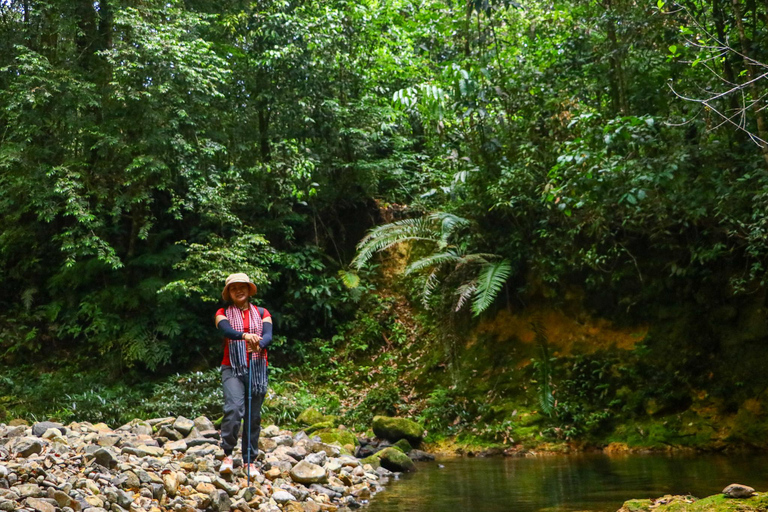 Ho Chi Minh City: Bidoup e Ta Giang Tour di trekking di 2 giorniHo Chi Minh City: tour di 2 giorni con trekking a Bidoup e Ta Giang