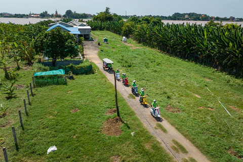 Siem Reap: Vespa Tour with Sunset in the Countryside Tuk Tuk Only - No Guide