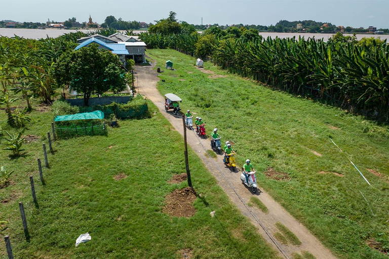 Siem Reap: Vespa Tour with Sunset in the Countryside Tuk Tuk Only - No Guide